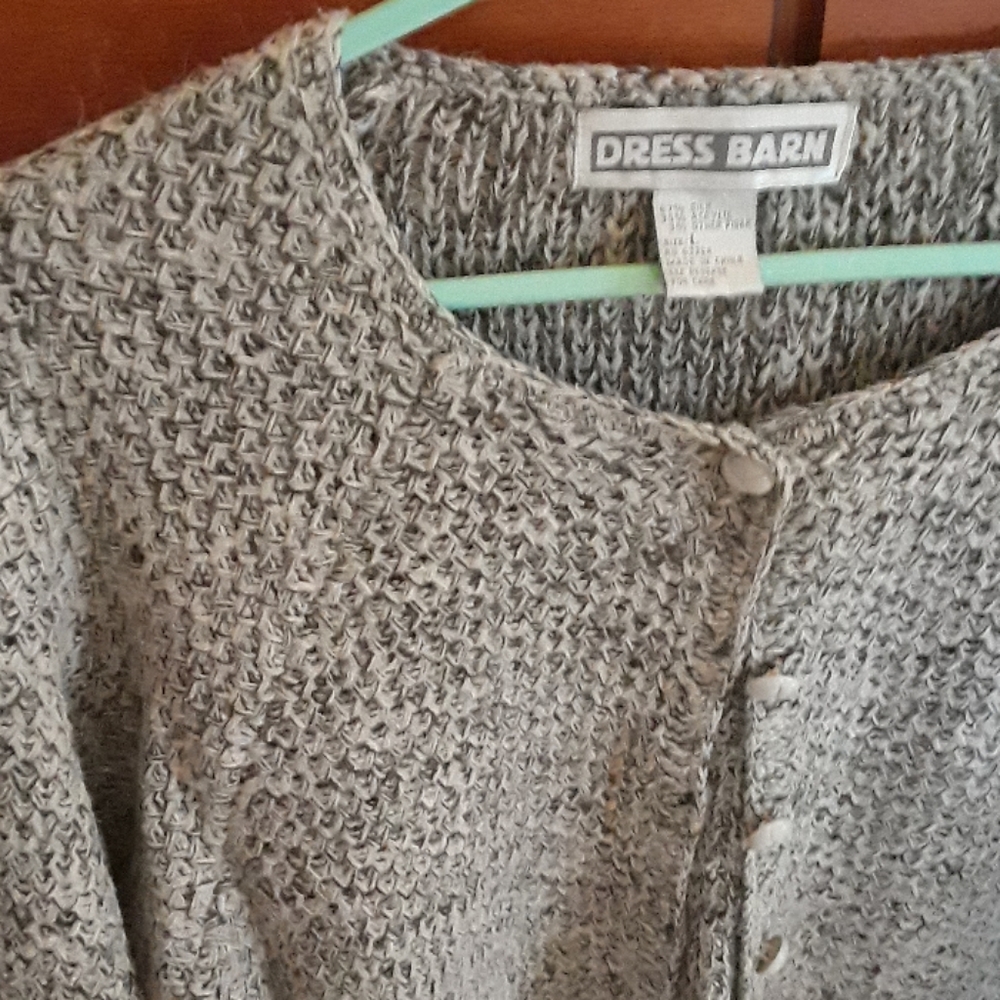 Sweater - Picture 3 of 4